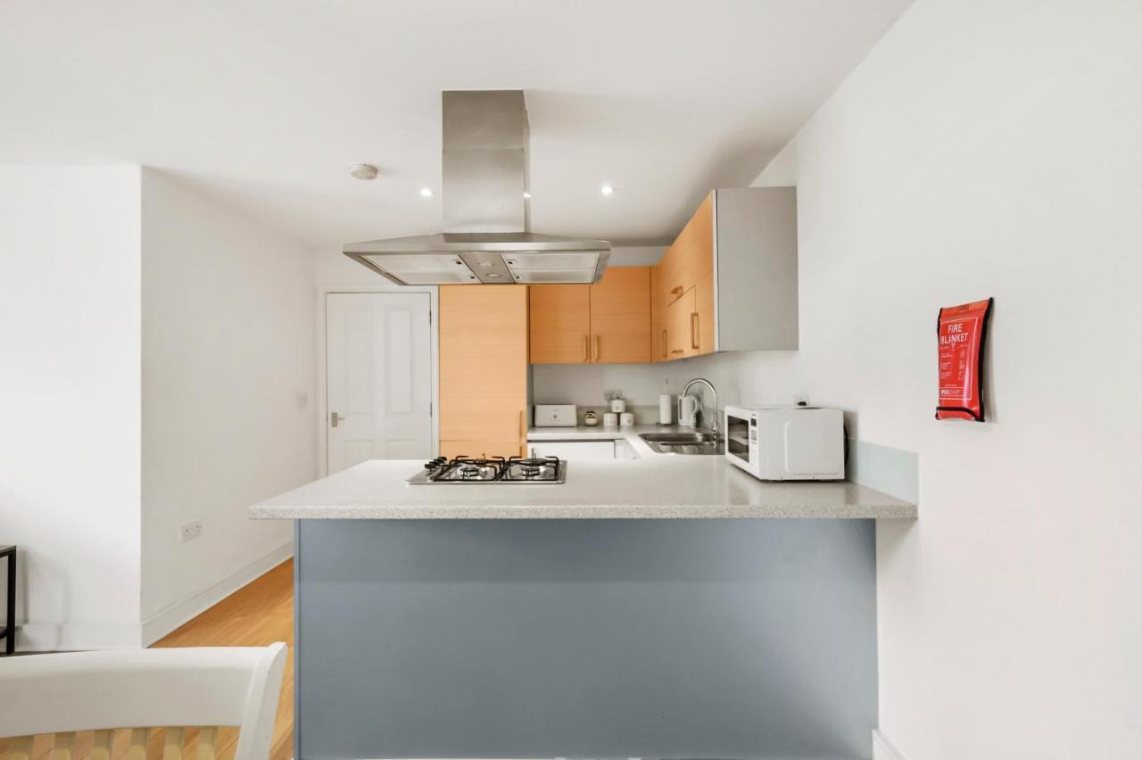 Luxnightzz - Two Bed - Close To North Station And Hospital Colchester Exterior foto